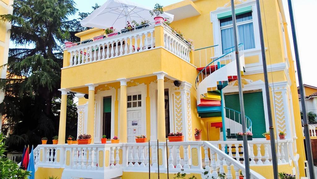 Hotel Vila 15 - Center Tirana Eksteriør billede